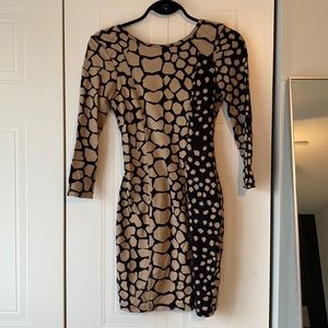 ✨Aritzia Wilfred Long-sleeve Mini Dress XS